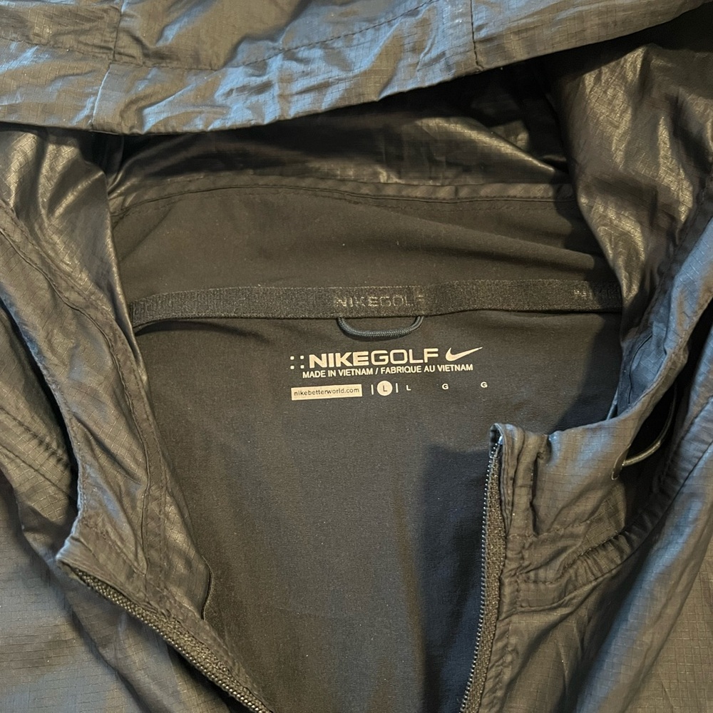 Nike Golf Men's Black Windbreaker Jacket - Picture 4 of 6
